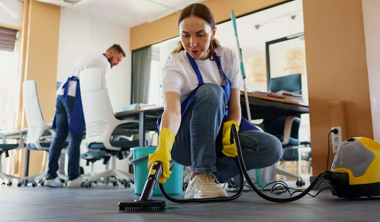 Más Servicios de Limpieza y Mantenimiento, Cancelería, Aluminio y Herrería e Instalación Profesional de Pisos Laminados